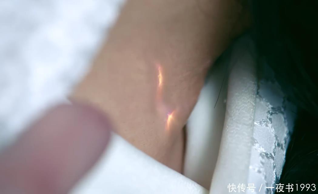 印记|琉璃美人煞:腾蛇发现战神就是魔煞星?甘愿守护璇玑,做她的灵宠