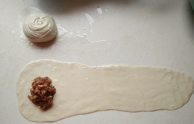  面团|馅饼这样做，南方人也爱吃，方法步骤教给你，学会家人有口福了