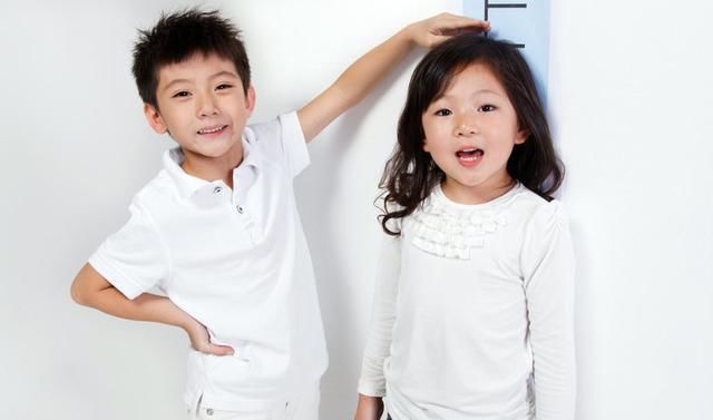  专家|孩子几点睡长的高？8点还是9点？儿科专家给出了最佳答案