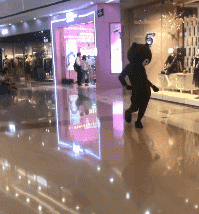  搞笑|搞笑GIF：护士姐姐你下手轻点，我怕疼