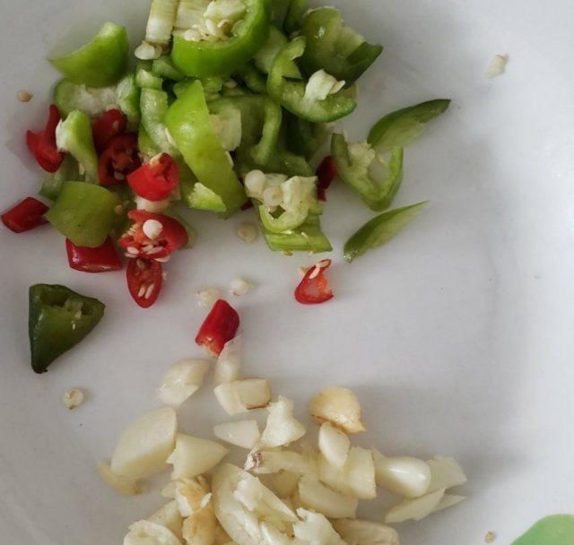 简单|五花肉炖白菜，既简单又美味