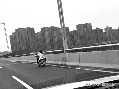  地面|地面不通、电动车被逼上高架？驾驶员：绕路得多花20分钟