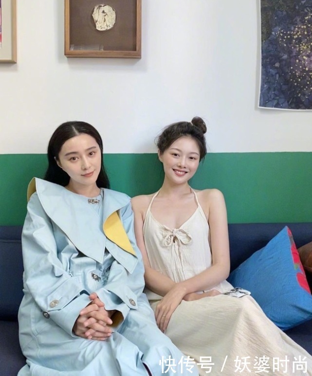  老态|昔日女神真败了？与网红第一女神合照老态明显，素颜出镜面色憔悴