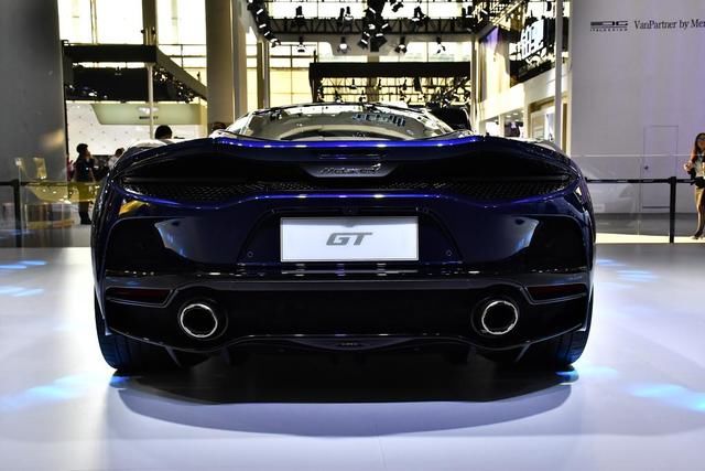 有钱人|198万起,主打豪华舒适的GT双门跑车,有钱人的大玩具!