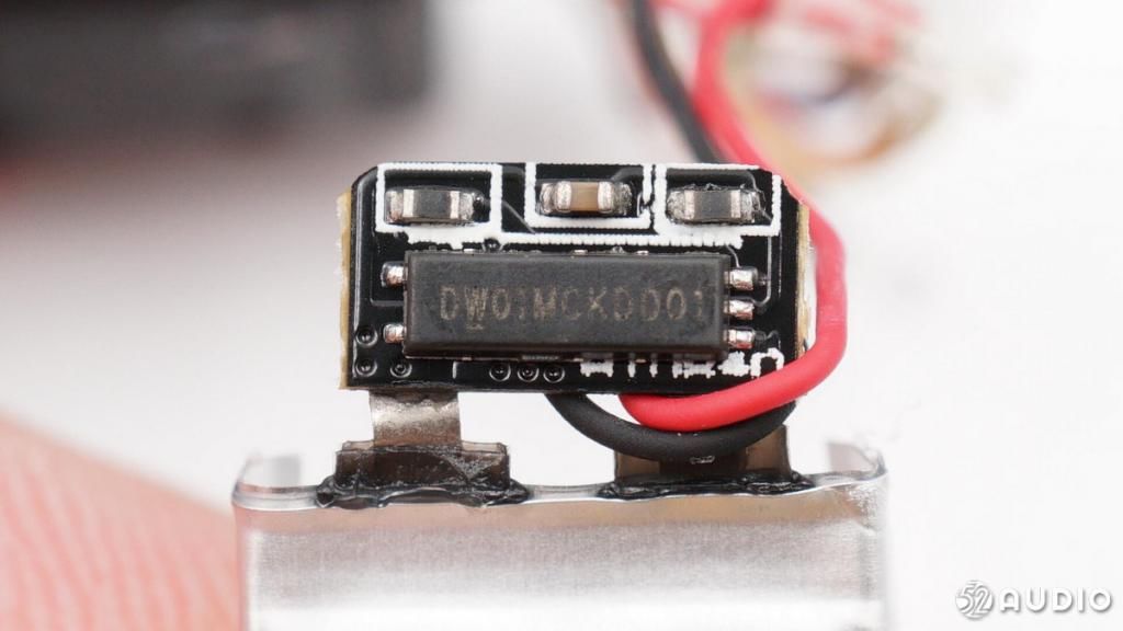  拆解|拆解报告：1MORE 高清降噪圈铁蓝牙耳机 PRO 版