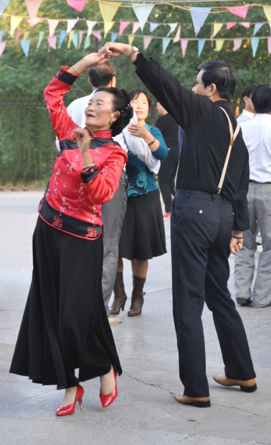 生活|阿拉善的居民文化生活有多丰富，一起来看