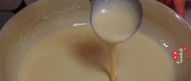 懒人|早餐别出去买了,教你懒人韭菜饼,不发面不揉面,天天吃都不腻