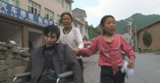  富人|《变形记》让没有公主命的她染上“公主病”，富人游戏毁了她一生