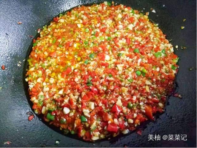 方式|换种方式做辣椒油，热油就不要乱浇了，关键这1步，又香又辣