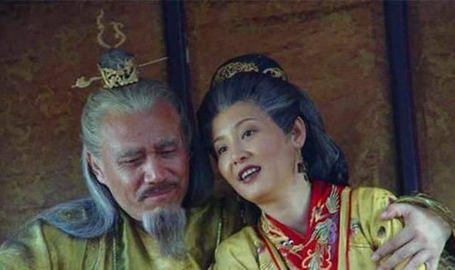 朱元璋|朱元璋：后宫不得干政！为何她敢踢翻板凳，真是前所未有