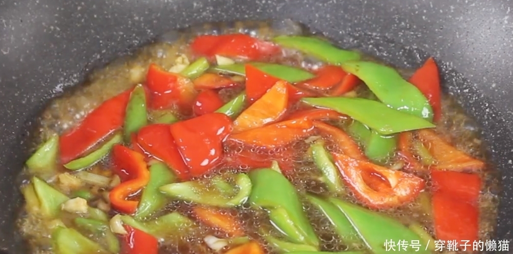 鲜嫩|豆腐丸子,孩子特别喜欢吃,鲜嫩营养又美味,每次做一大锅不够吃