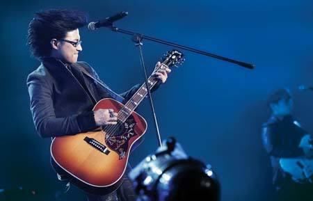  汪峰|汪峰：我终于用一把破木吉他，给了章子怡24小时热水的家