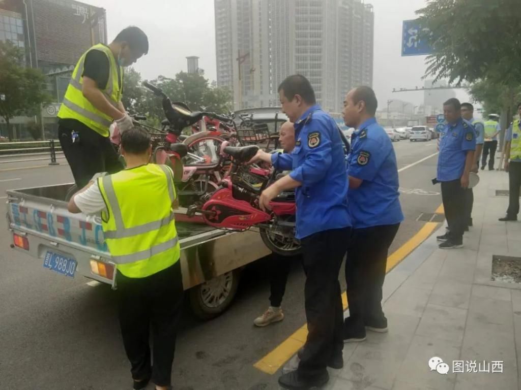 乱停乱放|临汾夜间停车开始重点整治