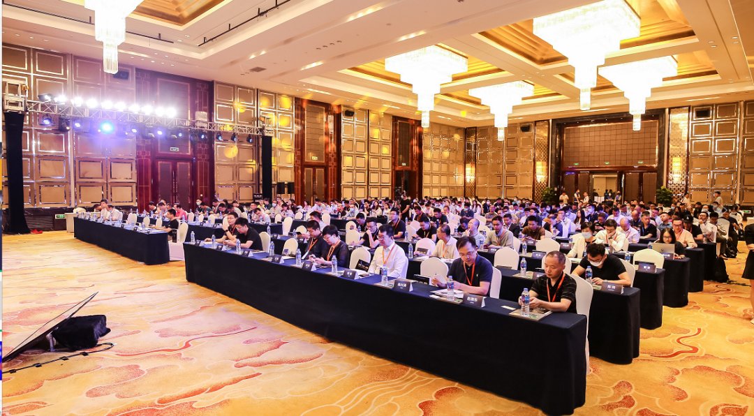 企业|摩贝再获“中国产业互联网百强”奖