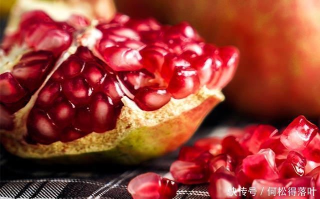 恰到好处|秋季干燥,遇到这4种水果可以多囤点,香甜水分足,咬一口就爆汁