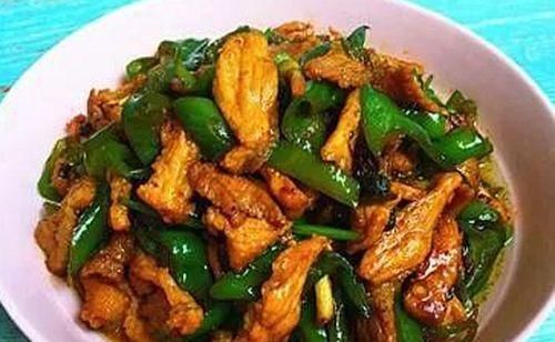  洗干净切|真是下饭必备菜! 简单好吃还不贵, 我家隔三差五吃一回!