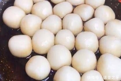 红糖水|三个土豆,一碗糯米粉,出锅后连汤都不剩