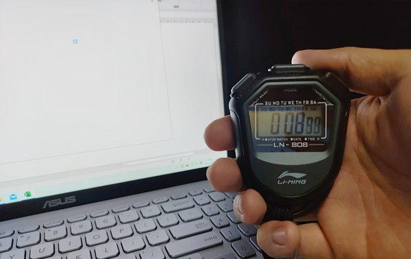  笔记本|“饥饿游戏”后12款笔记本大乱战 市面上你pick的全都有!