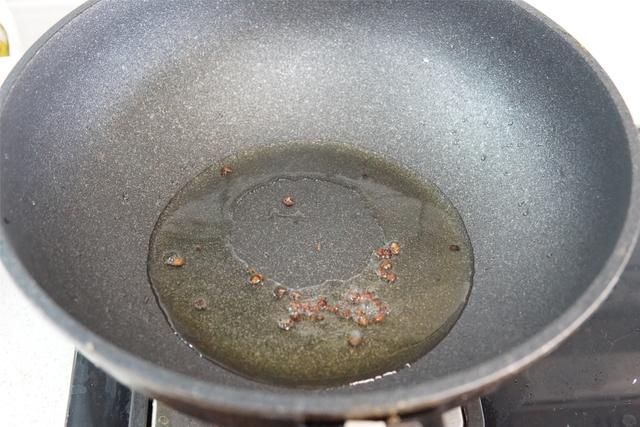  腌萝卜丝|农家奶奶腌萝卜的好方法，12个小时就能吃，香辣可口，嘎嘣脆
