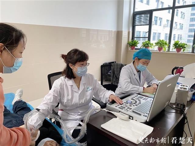 专家团|“2020湖北儿童健康行”走进黄冈，患者享受专家团诊疗