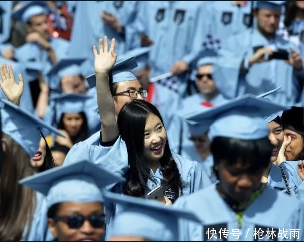 学者|美国政府动作不断,北得克萨斯大学为响应号召,突然做出一个决定