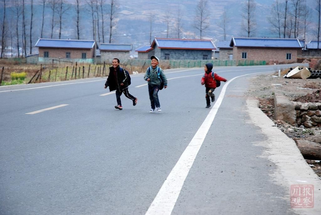  川观|川观深度 | 一张小小车票，为何可能改变人生轨迹？