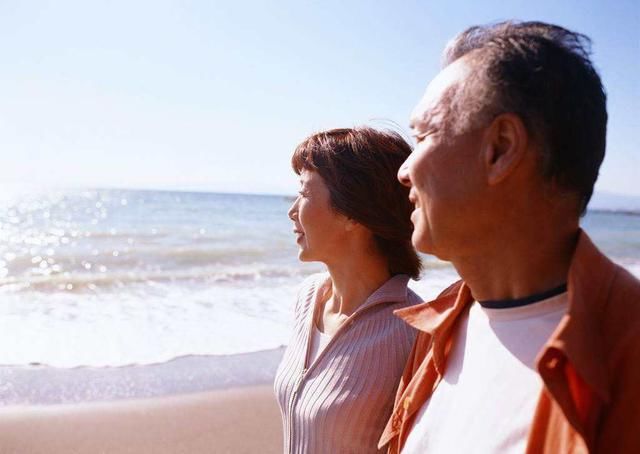 会感到|成为丁克夫妻后，这些人有后悔吗？自由与遗憾并存