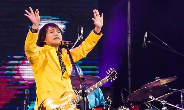  伍佰|伍佰公开吐槽某歌手：经常上综艺，唱了一辈子歌，还是人红歌不红