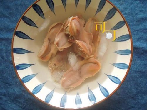  不腻|夏天最好吃的肉食做法，不红烧不白切，咸香有味，爽口不腻