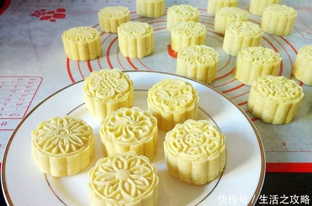 甜品的话|法国有马卡龙,日本有水信玄饼,中国有什么好吃的“国民甜品”