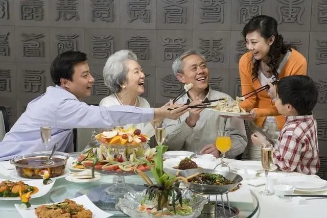 抢救室|退休是道坎!每天对着空气说话,觉得不再被需要…一退休阿姨在抢救室醒来