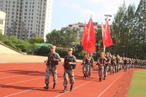 曝光|速来围观！军校毕业联考誓师大会现场画面震撼曝光