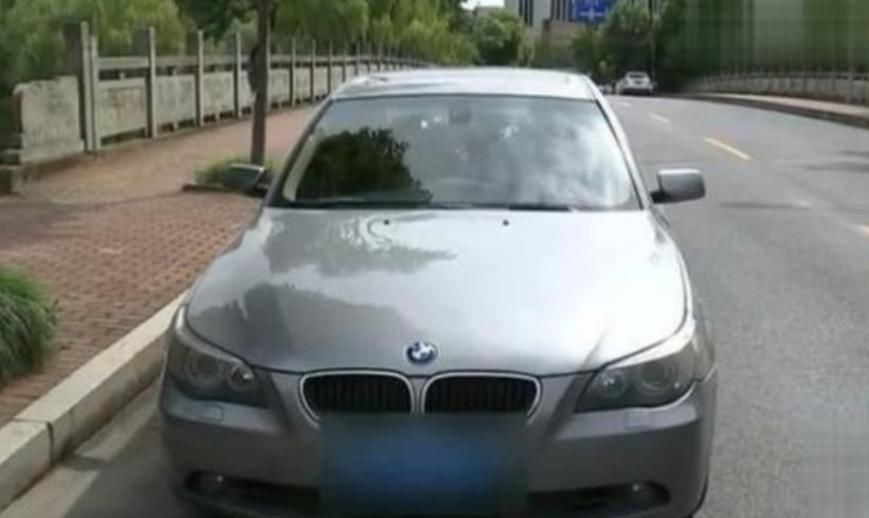  位女子|拒绝送女子回家，小伙宝马车惨遭毒手，小伙：我们认识才几个小时