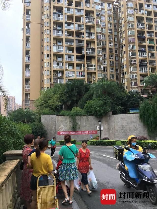  父母|四川16岁少年疑与父母起争执，纵火后跳楼身亡