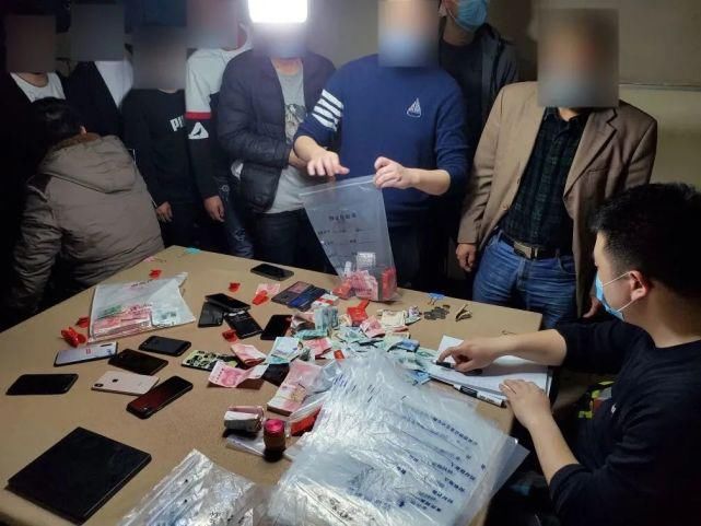 涉赌违法犯罪|判刑、罚款！一犯罪团伙在大港君豪、丁岗、姚桥聚众赌博，10人被抓获！