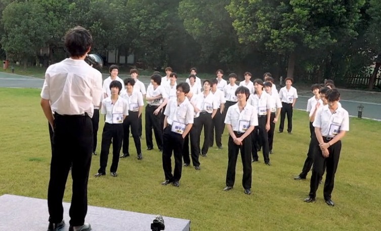 乐团|《明日4》收官,气运联盟成最强乐团,平均年龄21.4岁