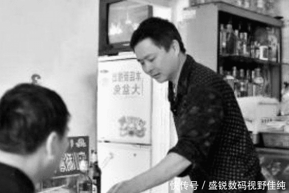  蹊跷|男子每天固定点11元盖饭 餐馆老板数月后发现蹊跷