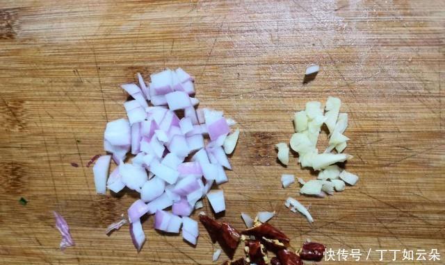 夏天|特别适合夏天吃奶奶的炸肉,不仅开胃下饭,常吃还能滋补容颜