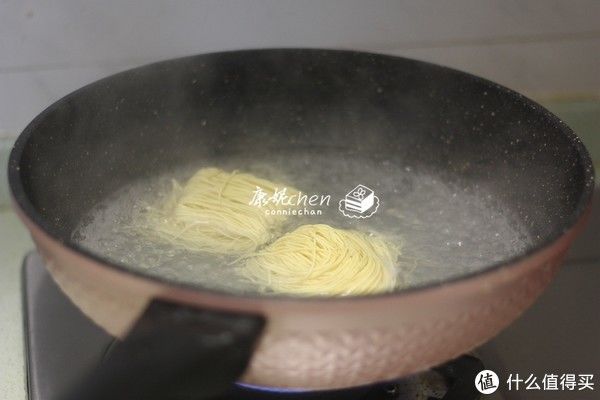  早餐|10分钟做这早餐，有菜有肉，营养均衡