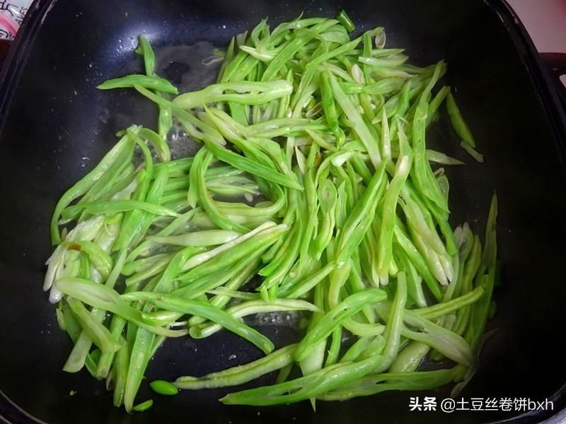 简单|秋天，豆角要多吃，补充蛋白质又低脂，这么做简单清香有食欲