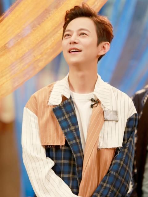  鼻头|为啥每次买菜是何炅开车？《向往》导演说出答案，粉丝鼻头有些酸