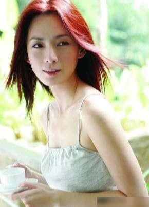  红极一时|曾是“最美何仙姑”，从红极一时到“宣布破产”，她经历了什么？