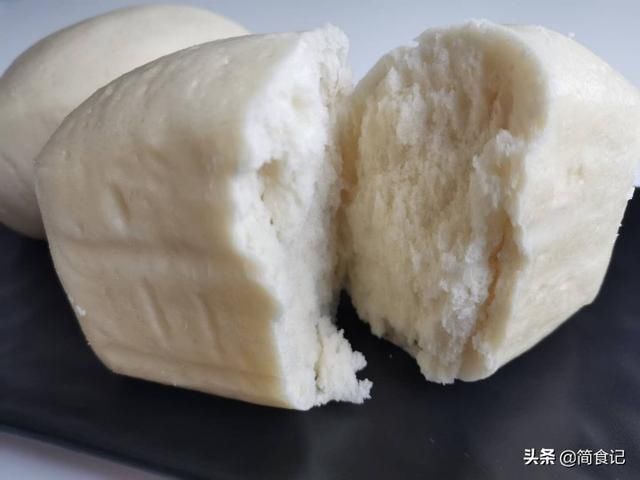  分钟|三伏天蒸馒头，和面时别只加酵母！多加10克它，20分钟就能发满盆