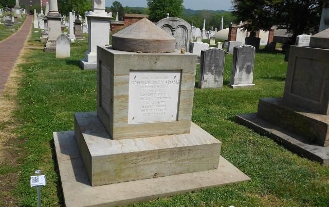  以身殉职|历任美国总统之死：第六任总统亚当斯，一生爱裸泳，晚年以身殉职