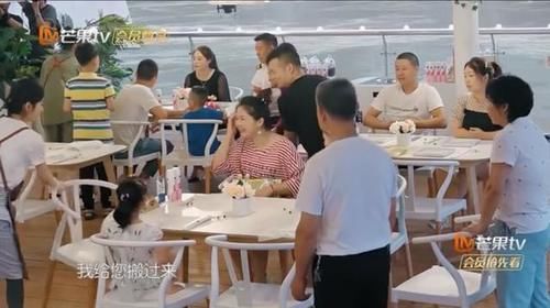  赵丽颖|《中餐厅》赵丽颖干活镜头被一剪没！被删镜头曝光：剪辑做个人吧