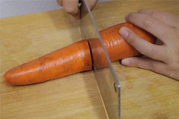 油烟机|不管油烟机多脏多油,教你只要一根胡萝卜,立马洁净如新,快试试