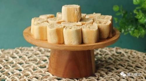 蛋糕|不用烤箱,不用电饭锅,这是用平底锅就能做的蛋糕卷,一次性成功