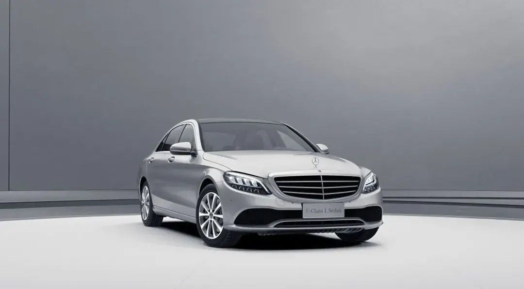  不错|?30岁开什么车？这4款是绝对首选，低调奢华还证明你混得不错