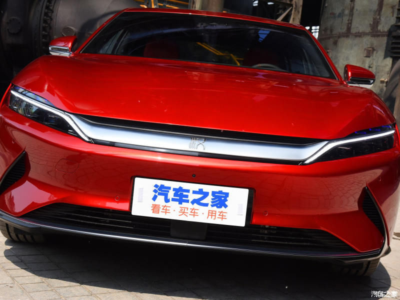 比亚迪|旗舰车型比亚迪汉 售价27.95万 又帅又快又远