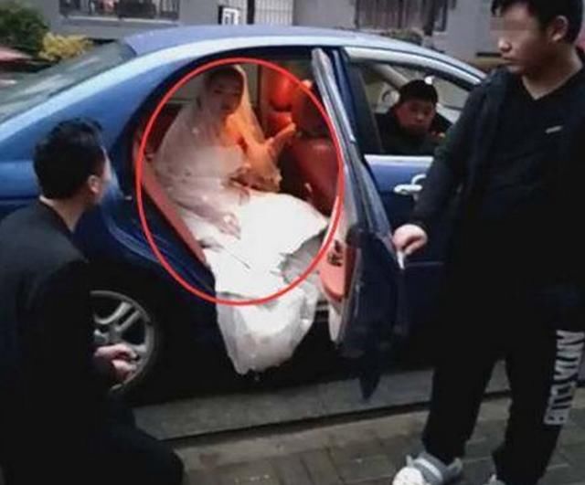 李先生|新娘讨要9万下车费，新郎被激怒，钱没有，哪里来的回哪去